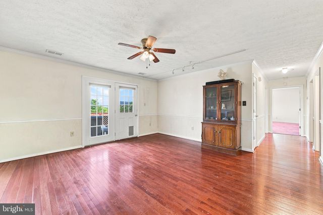245-K9 BRANDY CT, Strasburg, VA 22657