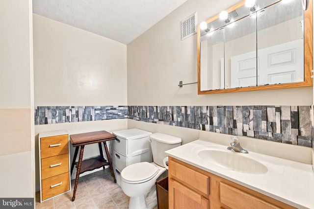 245-K9 BRANDY CT, Strasburg, VA 22657