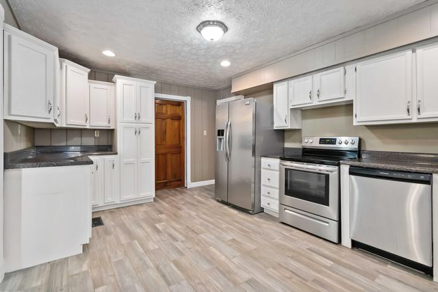 6556 Barbourville Road, London, KY 40744