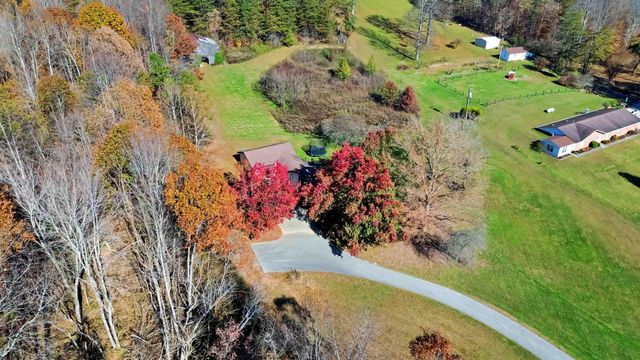 6556 Barbourville Road, London, KY 40744