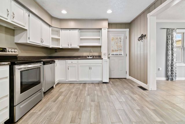 6556 Barbourville Road, London, KY 40744