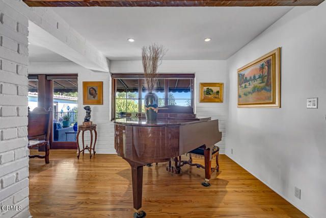 1450 Arroyo View Drive, Pasadena, CA 91103