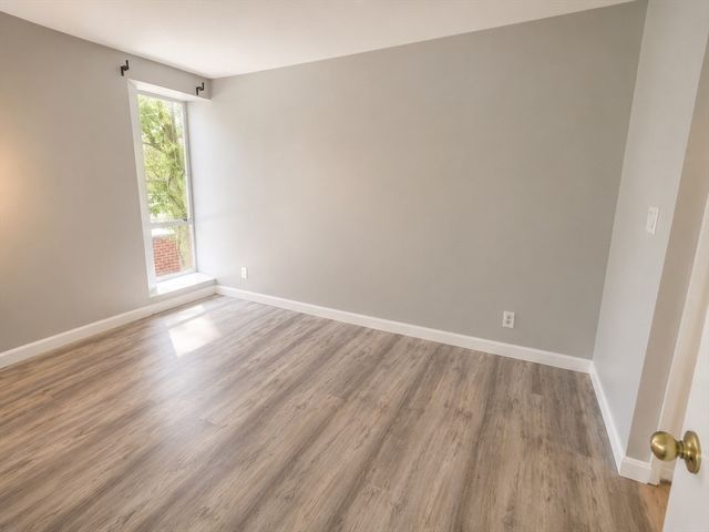 29 Concord Ave. 212, Cambridge, MA 02138