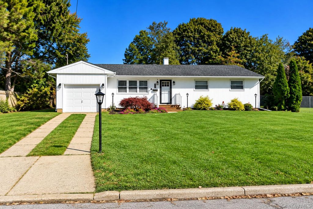 33 Jarvin Road, Port Jefferson Station, NY 11776 — exterior