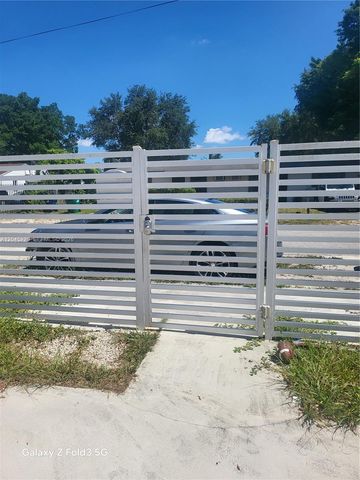 2467 NW 95th Ter Front, Miami, FL 33147