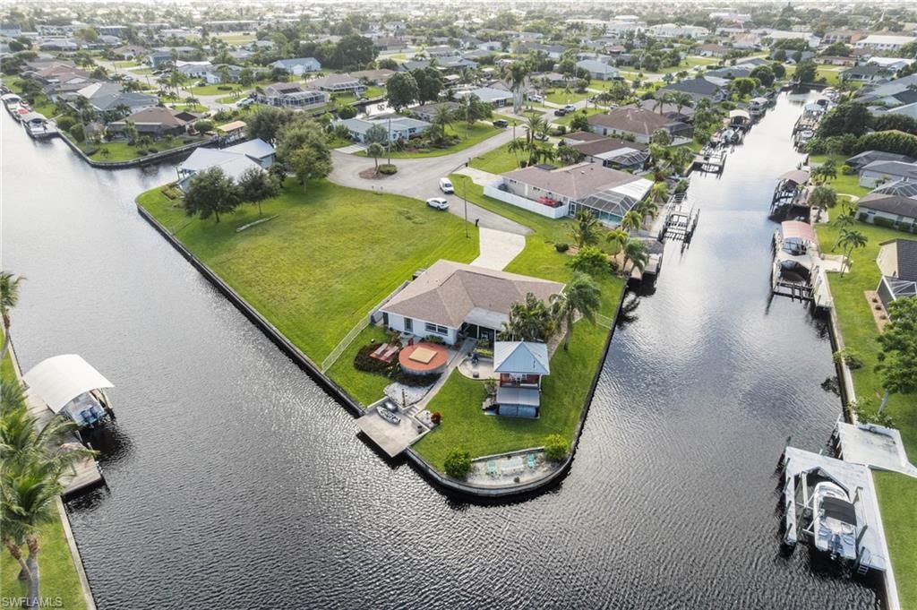 3814 SE 13th AVE, Cape Coral, FL 33904