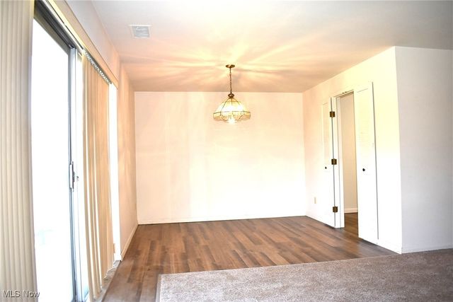 255 N Portage Path 409, Akron, OH 44303