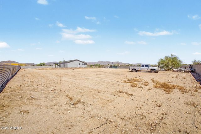 19473 W OSBORN Road, Litchfield Park, AZ 85340