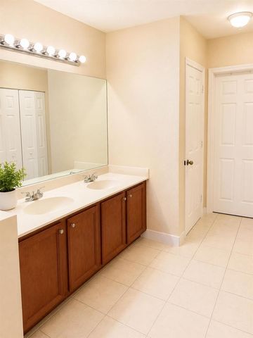 4206 Emerald Vista, Lake Worth, FL 33461