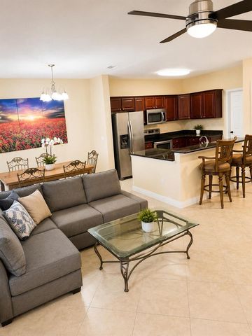 4206 Emerald Vista, Lake Worth, FL 33461