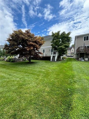 4 Rose Avenue, Harrison, NY 10528