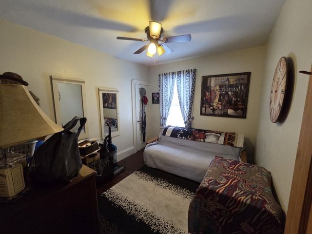 447 Ash St, New Bedford, MA 02740