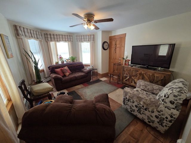 447 Ash St, New Bedford, MA 02740