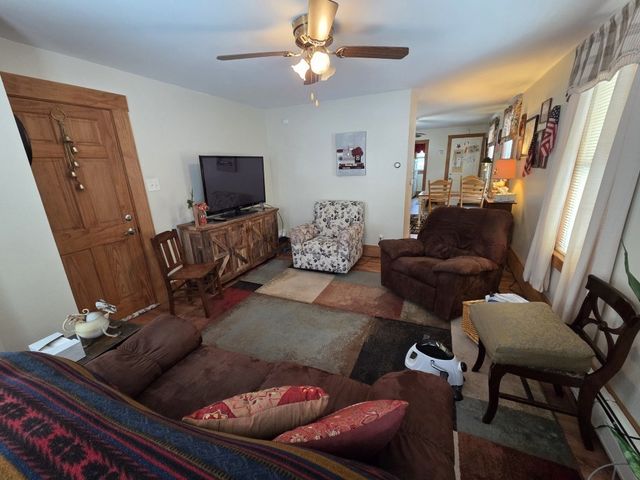 447 Ash St, New Bedford, MA 02740