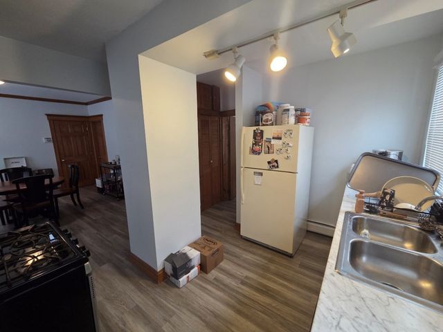 447 Ash St, New Bedford, MA 02740