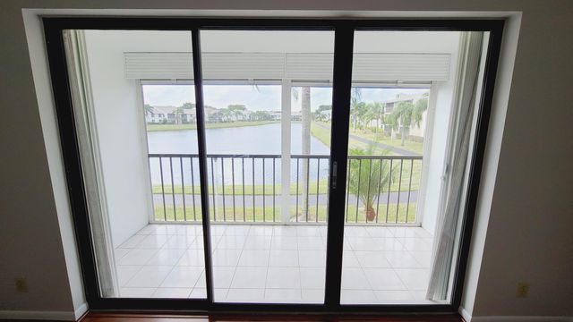 1109 Green Pine Boulevard B2, West Palm Beach, FL 33409
