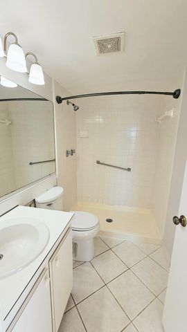 1109 Green Pine Boulevard B2, West Palm Beach, FL 33409