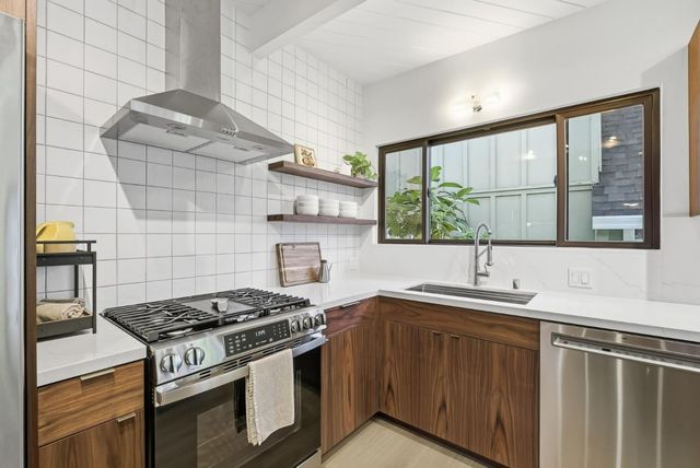 533 Riverview Drive, Capitola, CA 95010