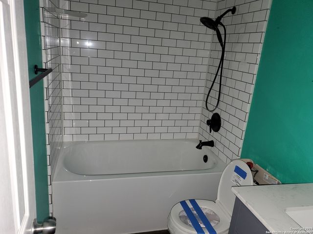 7847 Oakdale Park, San Antonio, TX 78254