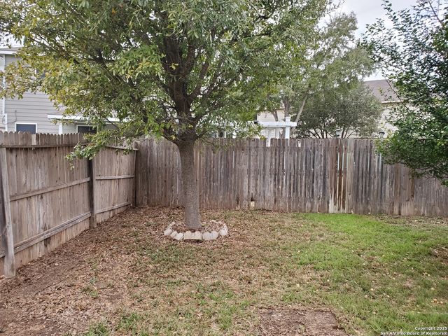 7847 Oakdale Park, San Antonio, TX 78254