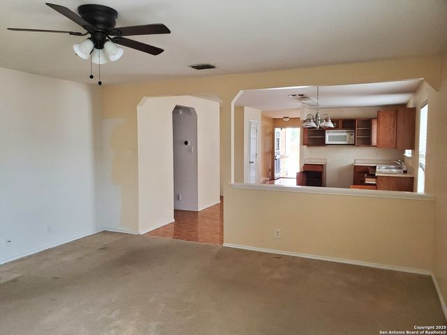 7847 Oakdale Park, San Antonio, TX 78254