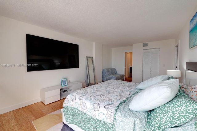 1500 S Ocean Drive 7J, Hollywood, FL 33019