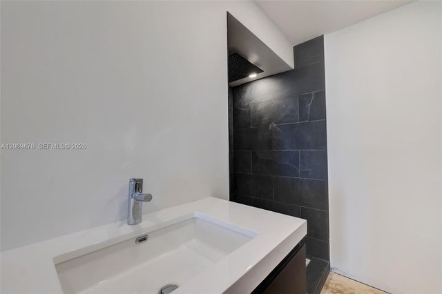 1500 S Ocean Drive 7J, Hollywood, FL 33019