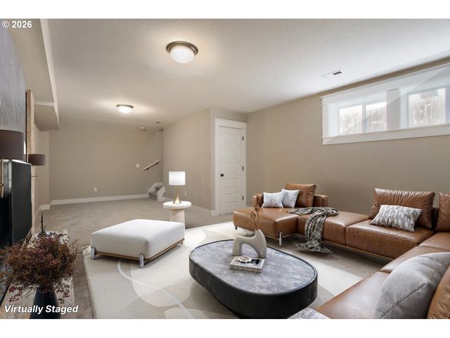 7604 N WASHBURNE Ave, Portland, OR 97217