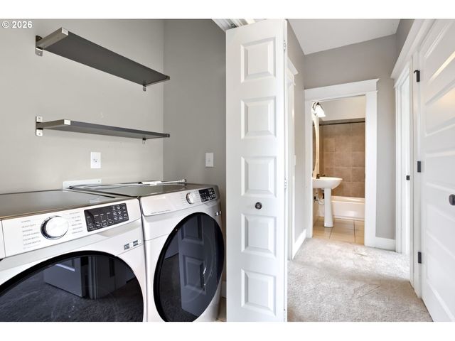 7604 N WASHBURNE Ave, Portland, OR 97217