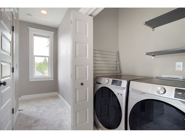 7604 N WASHBURNE Ave, Portland, OR 97217