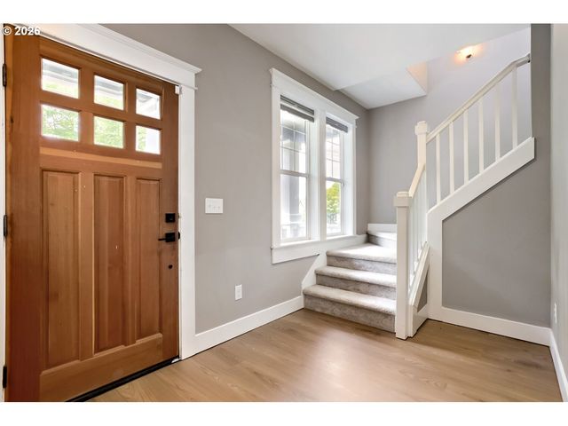 7604 N WASHBURNE Ave, Portland, OR 97217