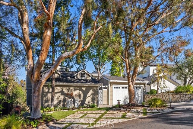 31821 Via Pato, Laguna Hills, CA 92679