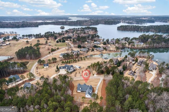 2020 Clearwater Drive, White Plains, GA 30678