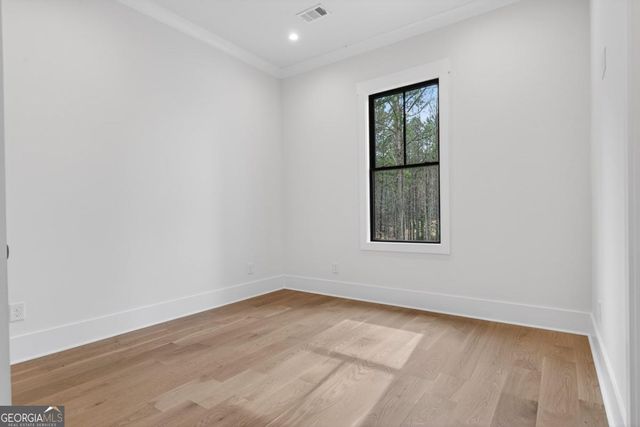 2020 Clearwater Drive, White Plains, GA 30678