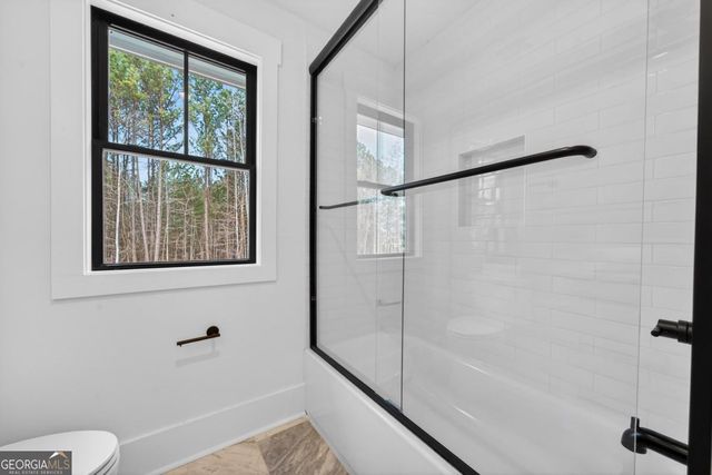 2020 Clearwater Drive, White Plains, GA 30678