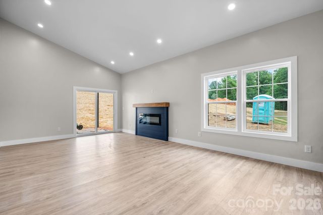 913 Overlook Drive SW, Lenoir, NC 28645