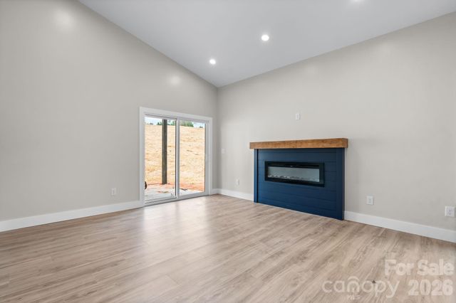 913 Overlook Drive SW, Lenoir, NC 28645