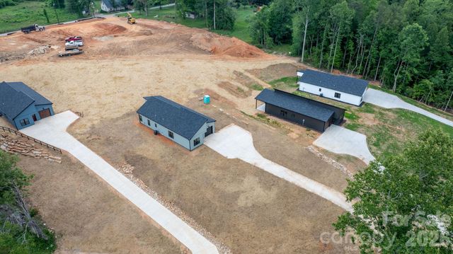 913 Overlook Drive SW, Lenoir, NC 28645