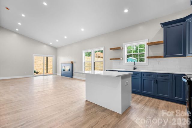 913 Overlook Drive SW, Lenoir, NC 28645