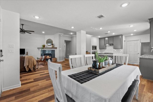 2502 Rosa Rita Drive, League City, TX 77573