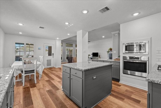 2502 Rosa Rita Drive, League City, TX 77573