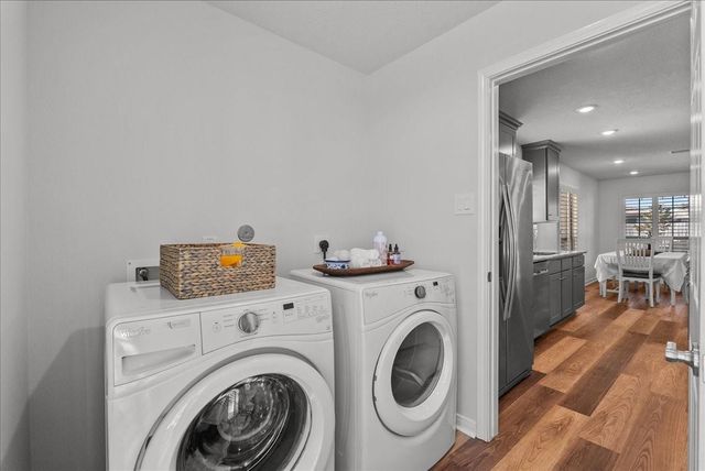 2502 Rosa Rita Drive, League City, TX 77573