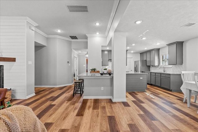 2502 Rosa Rita Drive, League City, TX 77573