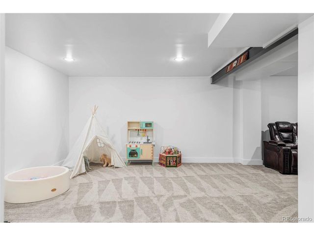 2689 Quail St, Lakewood, CO 80215