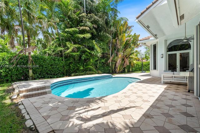 2499 Princeton Court, Weston, FL 33327