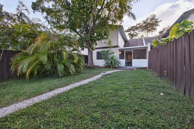 191 NE 6th Court, Dania Beach, FL 33004