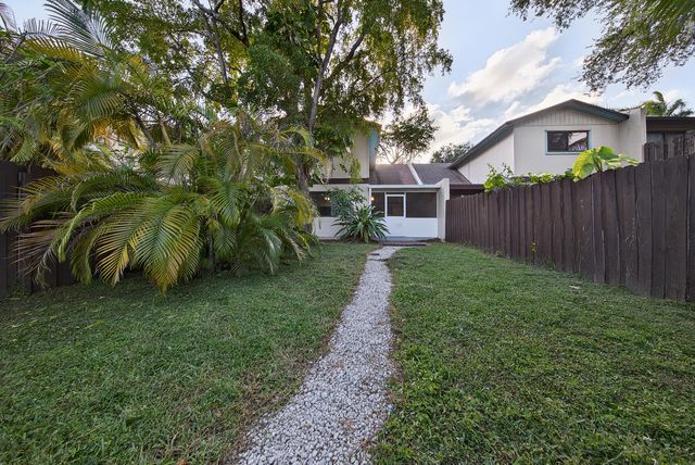 191 NE 6th Court, Dania Beach, FL 33004