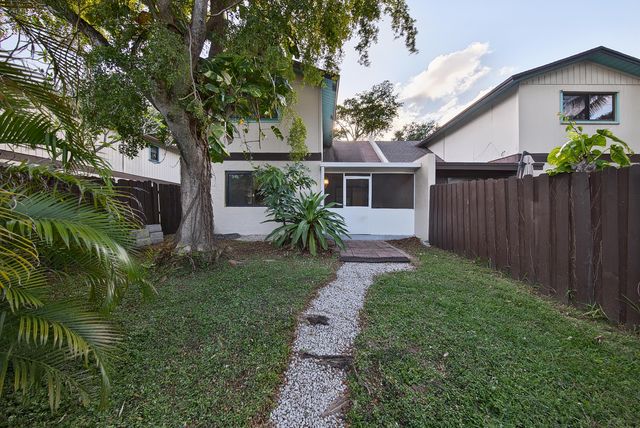 191 NE 6th Court, Dania Beach, FL 33004