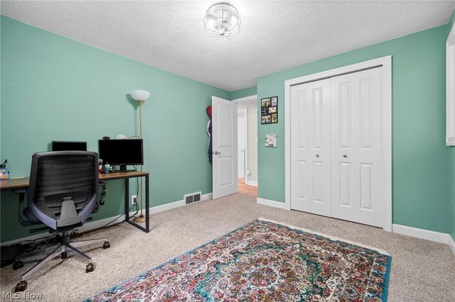 932 Aintree Park Drive, Mayfield Village, OH 44143