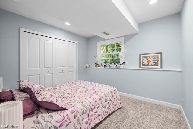 932 Aintree Park Drive, Mayfield Village, OH 44143